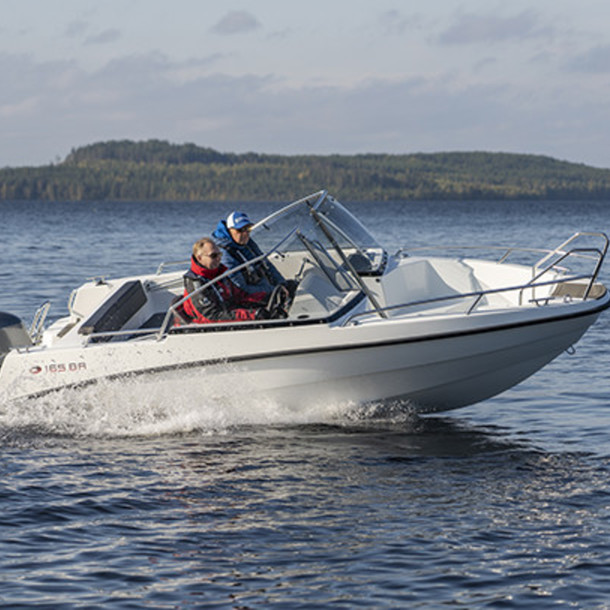 Bow rider AMT 165 BR 1